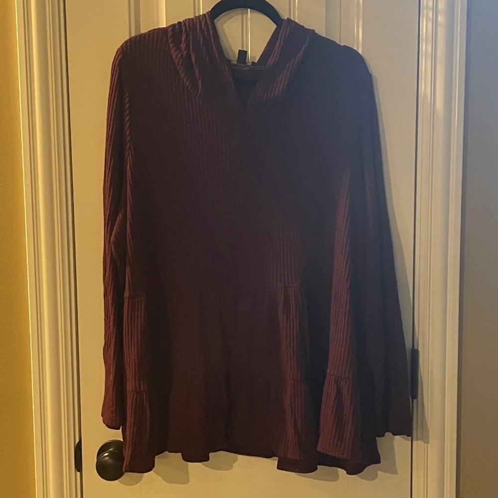 Lane Bryant Tiered Waffle Hoodie; Burgundy Purple; Plus Size 22/24
